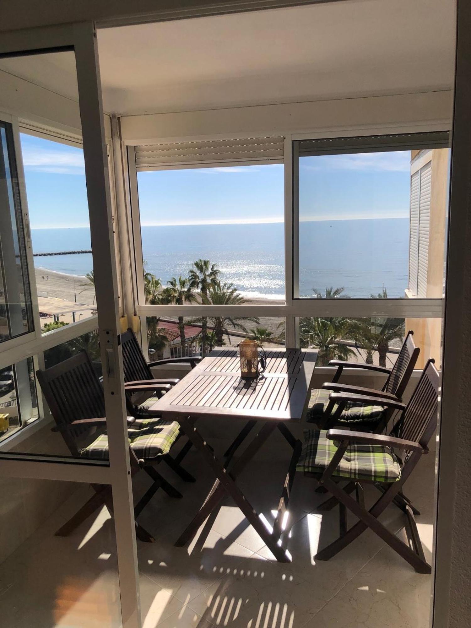 Estudio Mar En Calma, Primera Linea De Playa Con Vistas Al Mar Torrox Ngoại thất bức ảnh