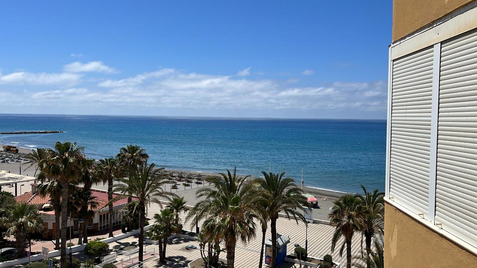 Estudio Mar En Calma, Primera Linea De Playa Con Vistas Al Mar Torrox Ngoại thất bức ảnh